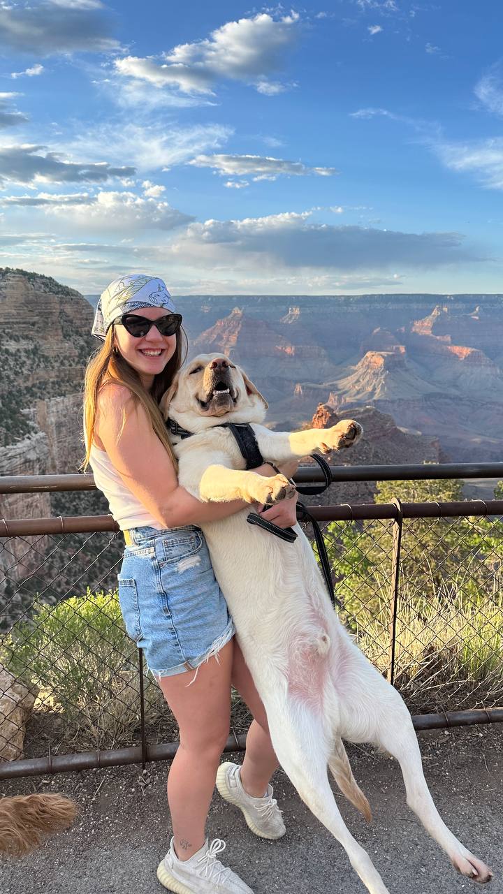 Anastasiia traveling with Disney at the Grand Canyon